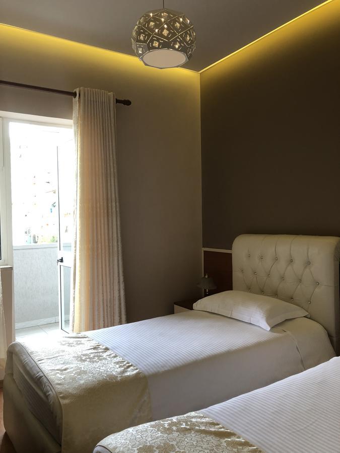 Hotel Palma Tirana Buitenkant foto