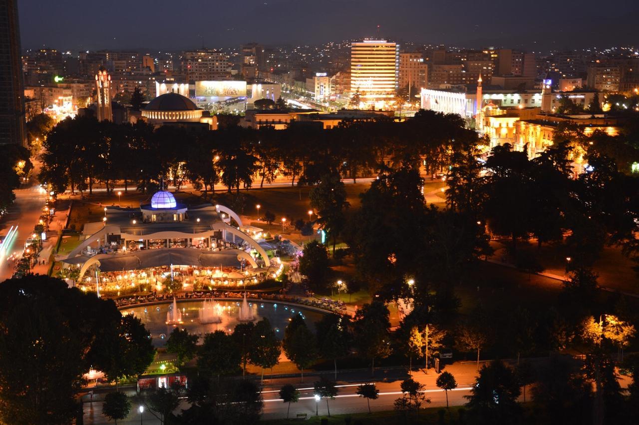 Hotel Palma Tirana Buitenkant foto