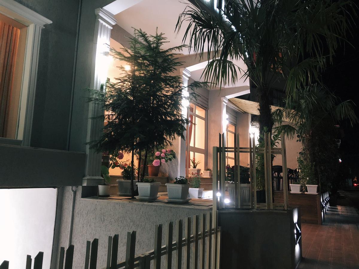 Hotel Palma Tirana Buitenkant foto
