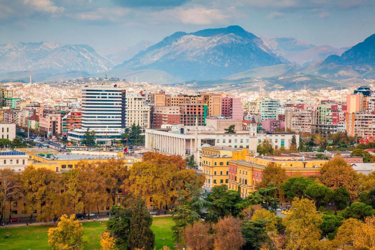 Hotel Palma Tirana Buitenkant foto