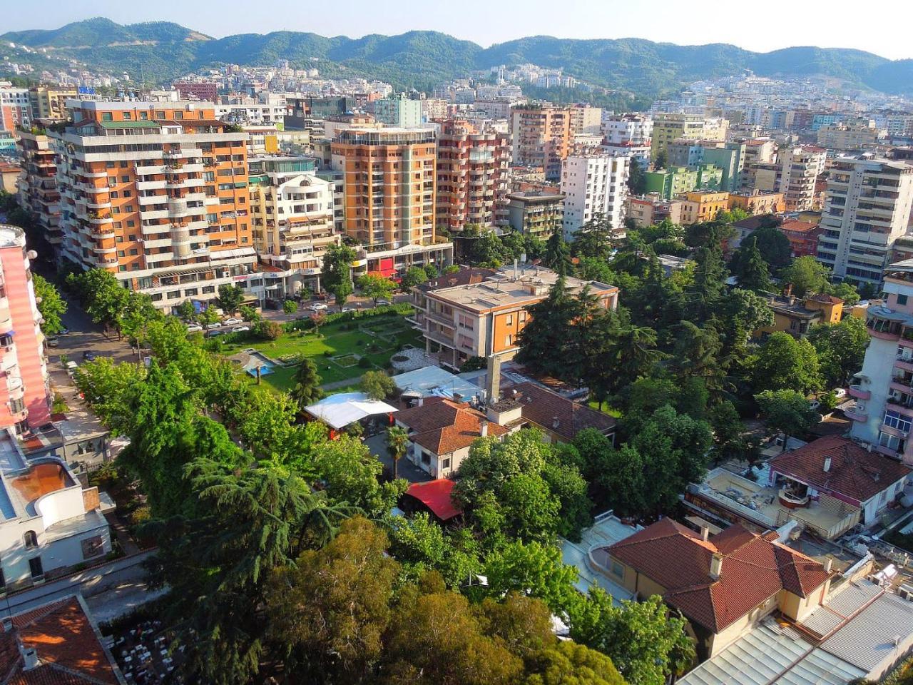 Hotel Palma Tirana Buitenkant foto